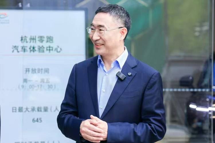 定州：上门办证解难题 贴心服务暖民心